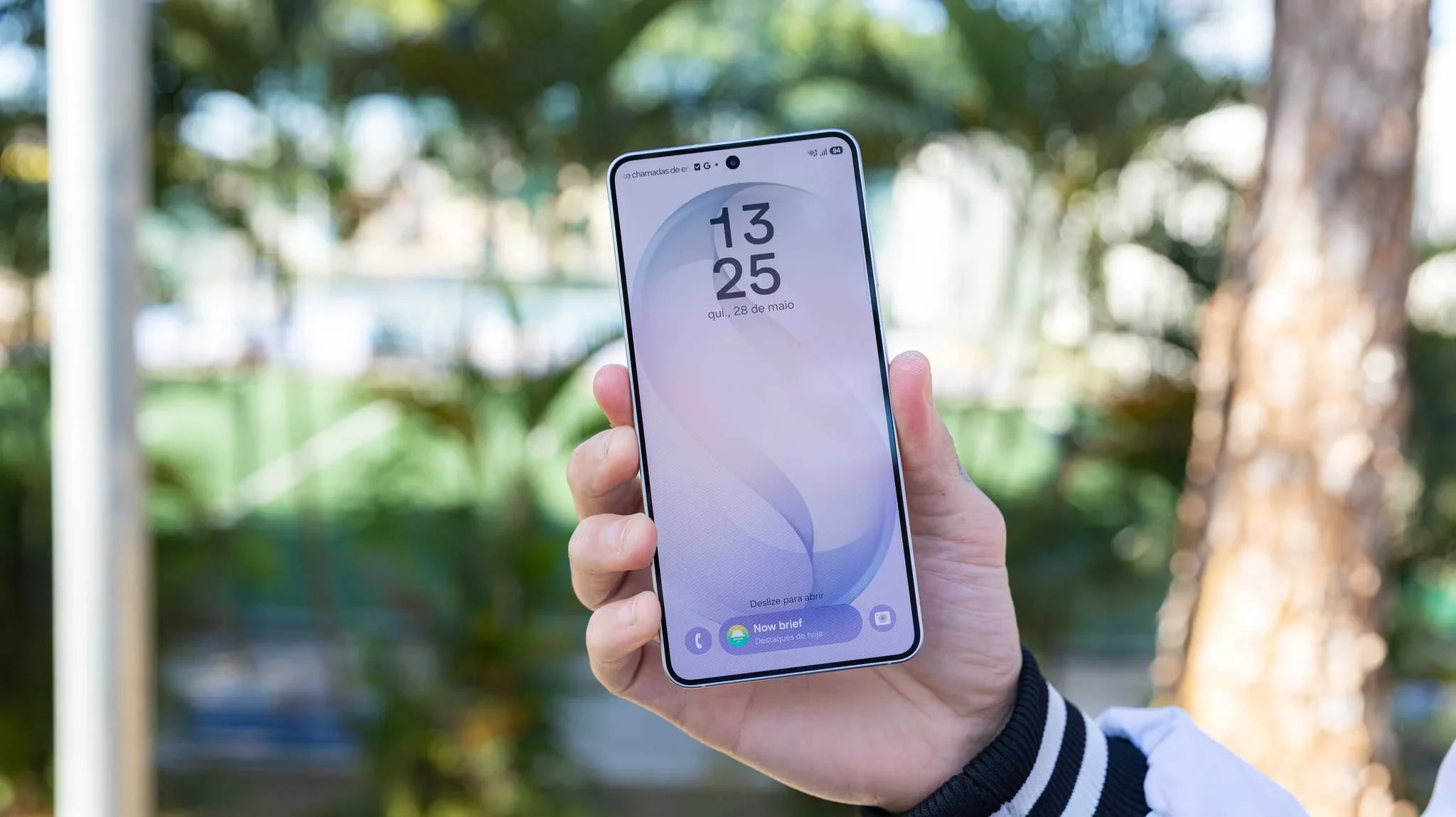 Samsung One UI 9 Intelligent Wi-Fi settings menu where tapping seven times unlocks Connectivity Labs